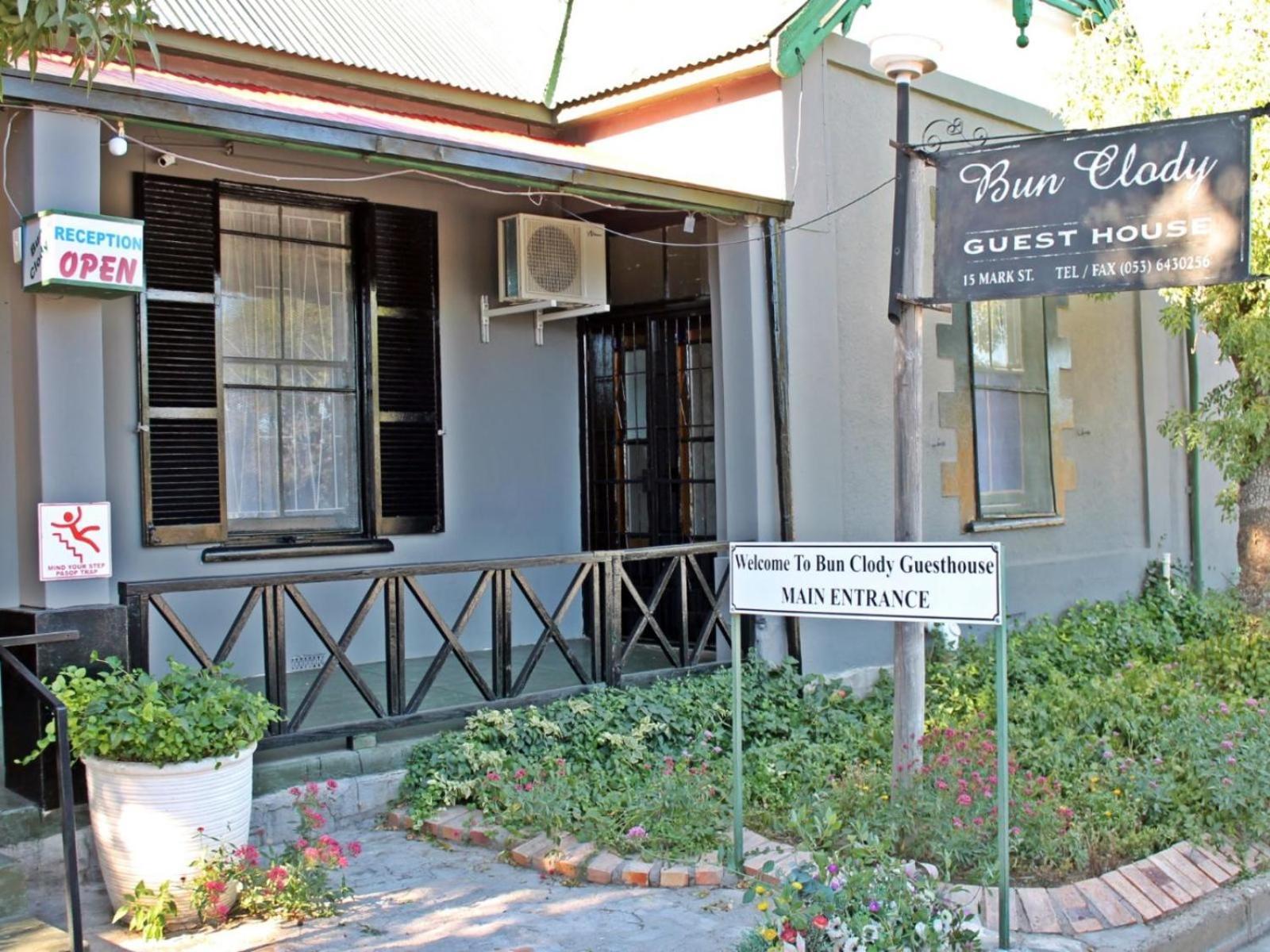 Bun Clody Manor - Guest House & Coffee Shop Hanover Ngoại thất bức ảnh